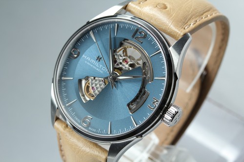 Avec boîte papier - papier], montre