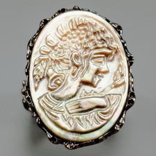 Bague coquille camée