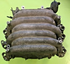 Collecteur d'admission / AUDI 80 2.8 V6 / AAH / 078133206A / 078133205B