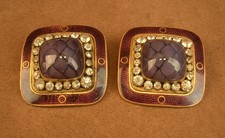 Paire de têtes d'épingle a