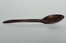 Authentique ancienne cuillère en bois taillé art populaire du 18ème ou 19ème.