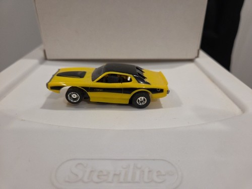 Tyco dodge charger yellow - tyco,