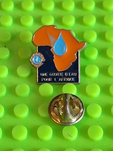 Pin pins lions - pin’s, ancien