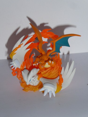 Figurine pokemon reshiram - -,