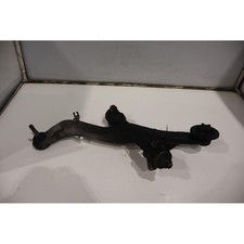 TRIANGLE SUPERIEUR AVANT DROIT