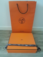 HERMÈS  BOÎTE, SAC SHOPPING