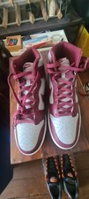 Nike dunk high beetroot(betrave) 44 jamais porté 