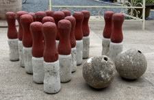 Ancien jeu de quilles en bois