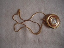 MONTRE MECANIQUE MORTIMA PENDENTIF DE COL EMAILLEE AVEC SA CHAINE