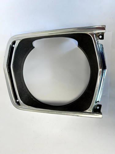 Bezel phare droit chromé - droit,