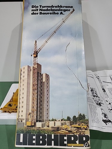 Grue tour liebherr 87 - -,