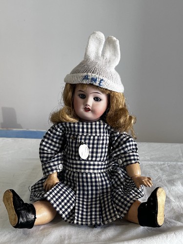 Poupée ancienne tête intacte - poupée,