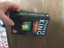 POCHE 36204 STEPHEN KING    l institut 2021