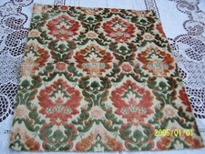 Coupon de tissu ancien en velours de soie de Lyon. Superbe. Multicolore. N°44
