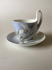 Petite tasse et soucoupe Royal