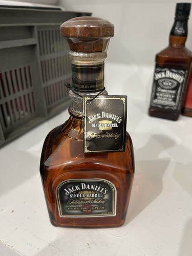 Bouteille jack daniel - bouteille,