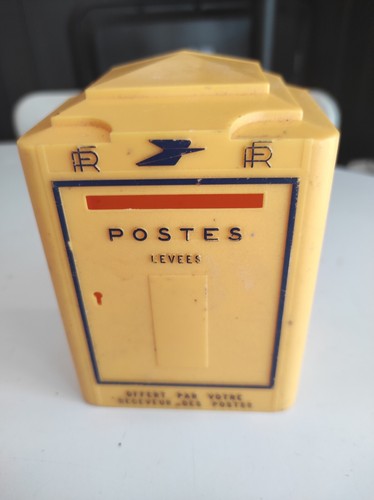 Tirelire forme boîte - en,