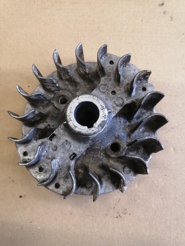 Volant moteur honda - (origine),