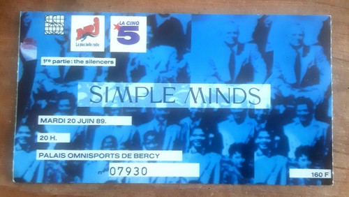 Ticket billet place - place, concert