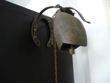 Cloche porte portail - de, a