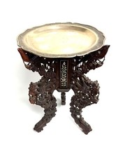 Vietnam - Gueridon en bois incrusté de nacre 46 cm et plateau en argent 32 cm