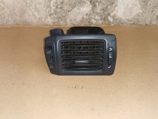 Grille Ventilation Avant Gauche RENAULT CLIO 2 PHASE 2 226376