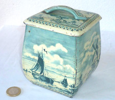 ANCIENNE BOITE À GATEAUX