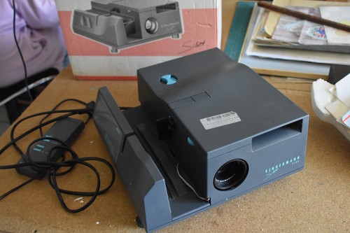 Projecteur diapos - projecteur,
