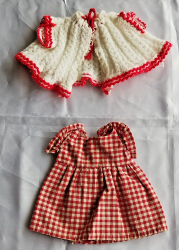 Vêtements vintage poupée - ,
