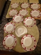 12 assiettes 6creuses DIGOIN