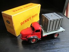 Camion Berliet porte conteneur avec boîte - Dinky Toys