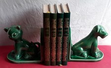 Serre-livres Art Déco en céramique verte, Chien et Chat sur terrasse