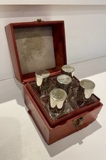 5 flacons de parfum anciens