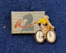 RARE PINS A2 ANTENNE 2