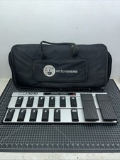 Behringer FCB1010 MIDI Foot