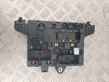 Boitier Fusible - OPEL ASTRA IV (4) J 1.7L CDTI 130CV - Réf : 13368651