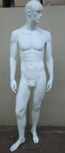 Mannequin vitrine poupée - vitrine,
