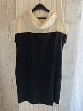 Robe chic noire & blanche, en