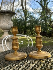 Paire De Bougeoirs En Bronze