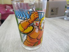 ancien verre à moutarde spectreman 1981