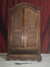 Armoire Miniature En Bois