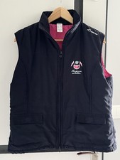 T46 - Doudoune bleue sans