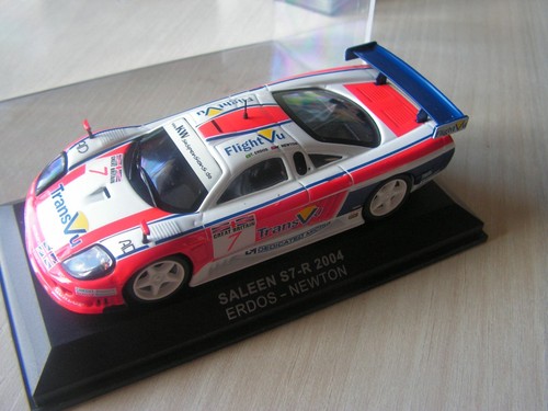 Voiture course - voiture, 1/43