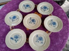 7 Assiettes Plates à Facettes