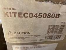 Montage au plafond du