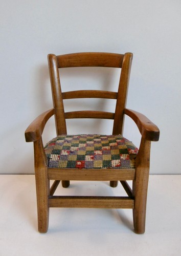 Beau fauteuil poupee - beau,