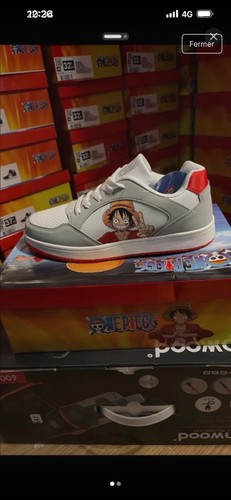 Chaussures one piece - piece, neuve