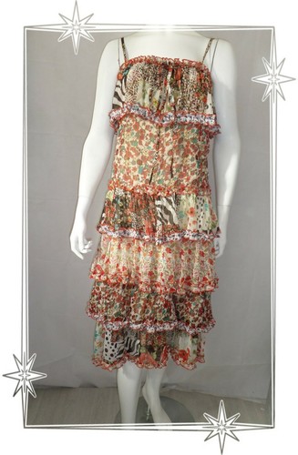 Robe fantaisie à - -robe, volants