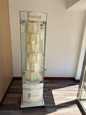 vitrine pour bijouterie