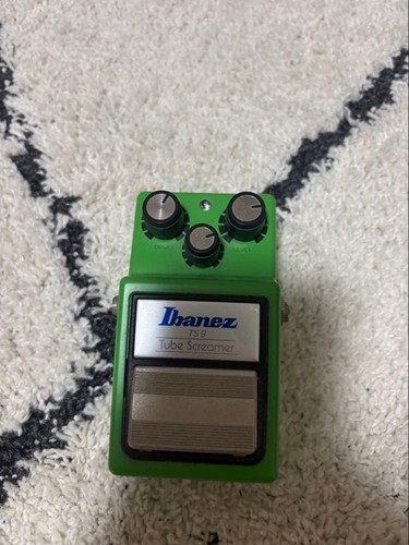 Pédale effet guitare - pédale,